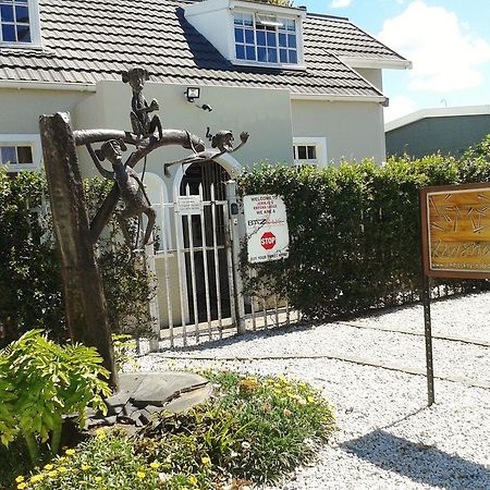 Jembjo'S Knysna Lodge & Backpackers Exterior foto