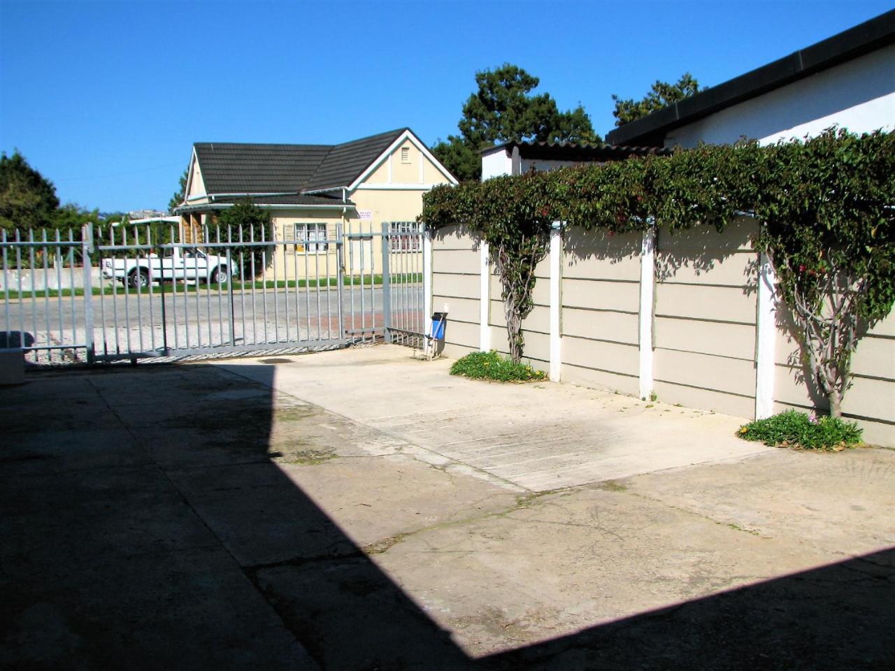 Jembjo'S Knysna Lodge & Backpackers Exterior foto