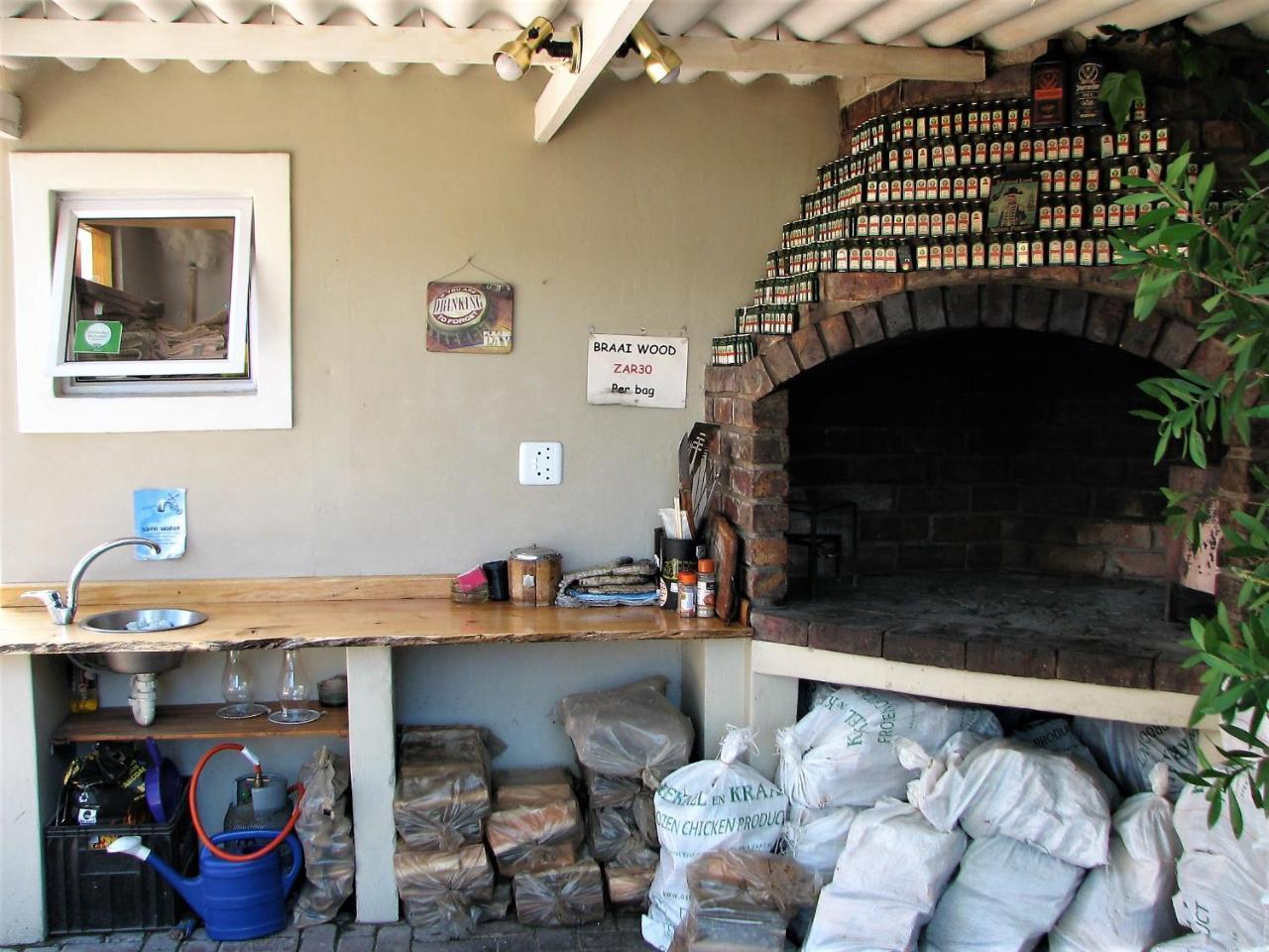 Jembjo'S Knysna Lodge & Backpackers Exterior foto