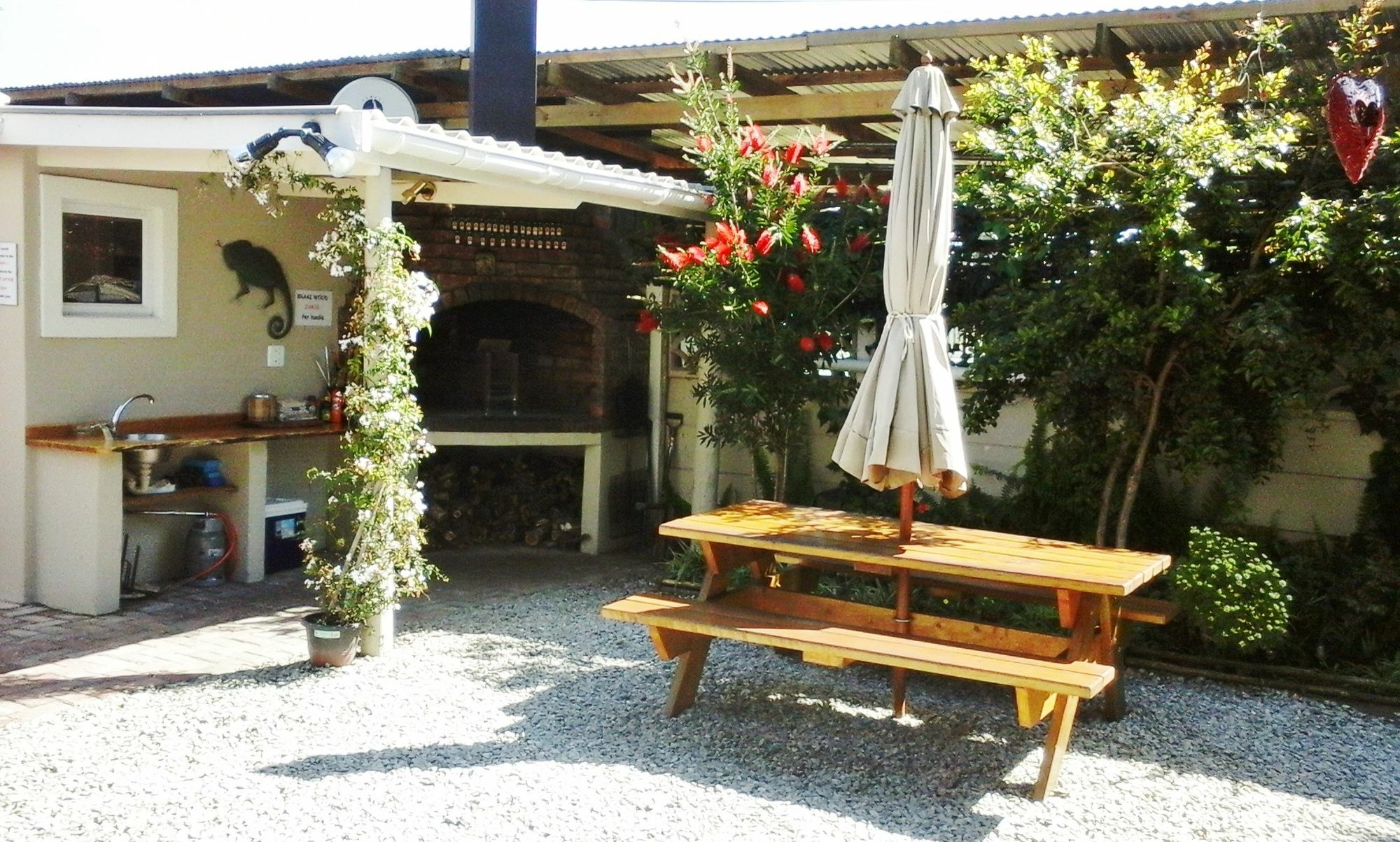 Jembjo'S Knysna Lodge & Backpackers Exterior foto